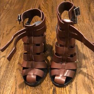 Vince Cage/ Heel Gladiator Brown Sandals 5.5